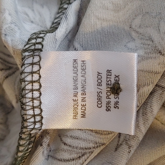 Lily Morgan Green Floral Sleeveless Blouse - Picture 4 of 7